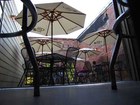 Trusty's Full-Serve Bar Friendly and Reliable Happenings